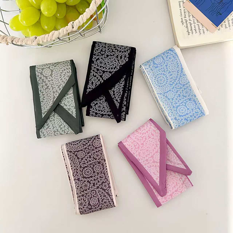 2026年新作 レディース 幾何学模様 花柄プリント スキニ - Ascot Neck Scarf のレビューと価格