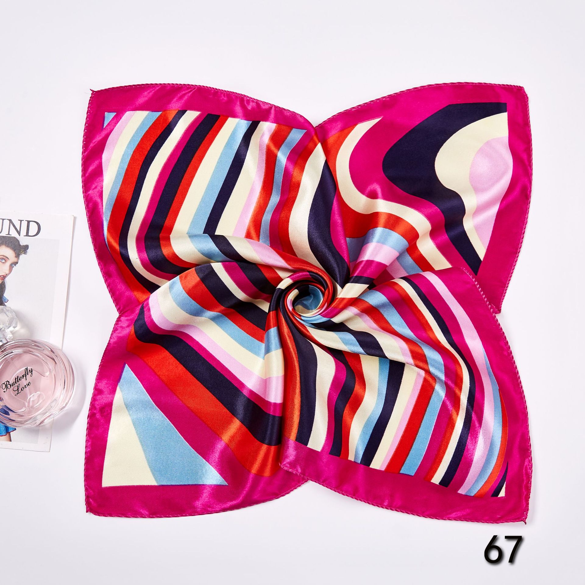 女性用スクエアシルクスカーフ,小さな首と頭のスカーフ,プリン - Ascot Neck Scarf のレビューと価格